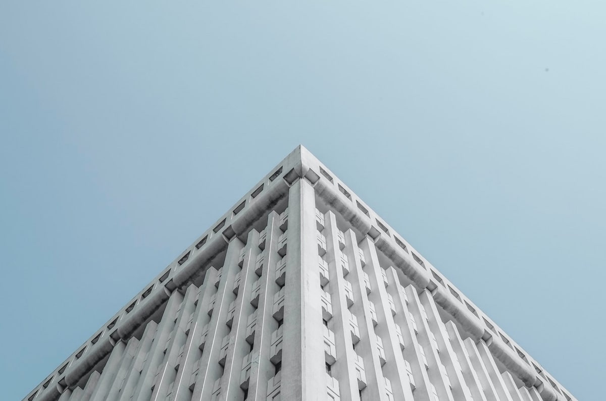 游戏竞猜-F1中国大奖赛冲刺赛：拉塞尔夺冠 法拉利车队位居二三